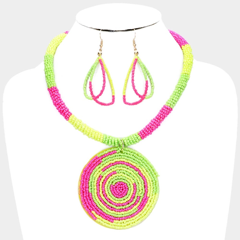Seed Beaded Round Pendant Newcklace Set